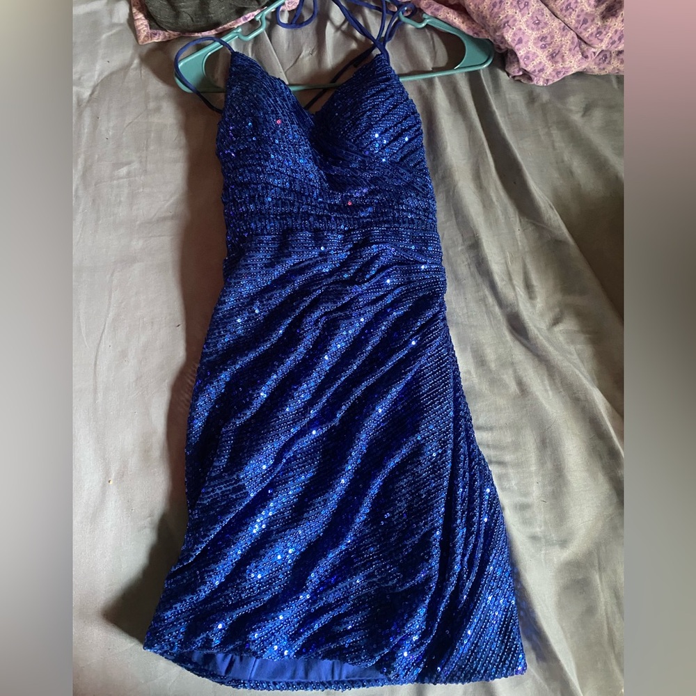 Short blue dress size 2